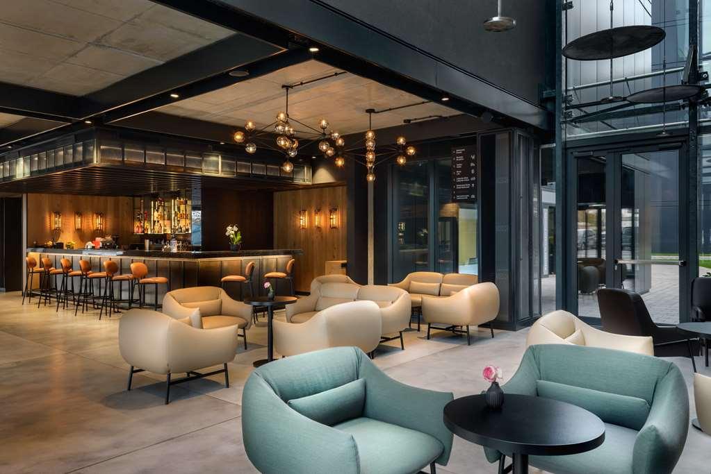 Barcelo Warsaw Powisle Hotell Restaurang bild