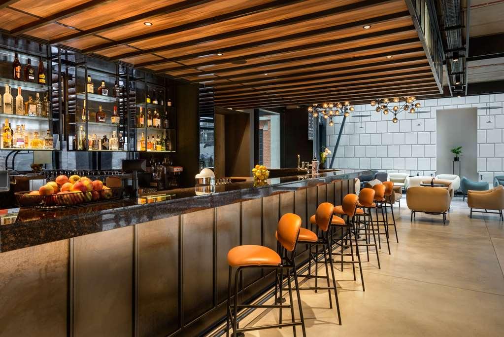 Barcelo Warsaw Powisle Hotell Restaurang bild