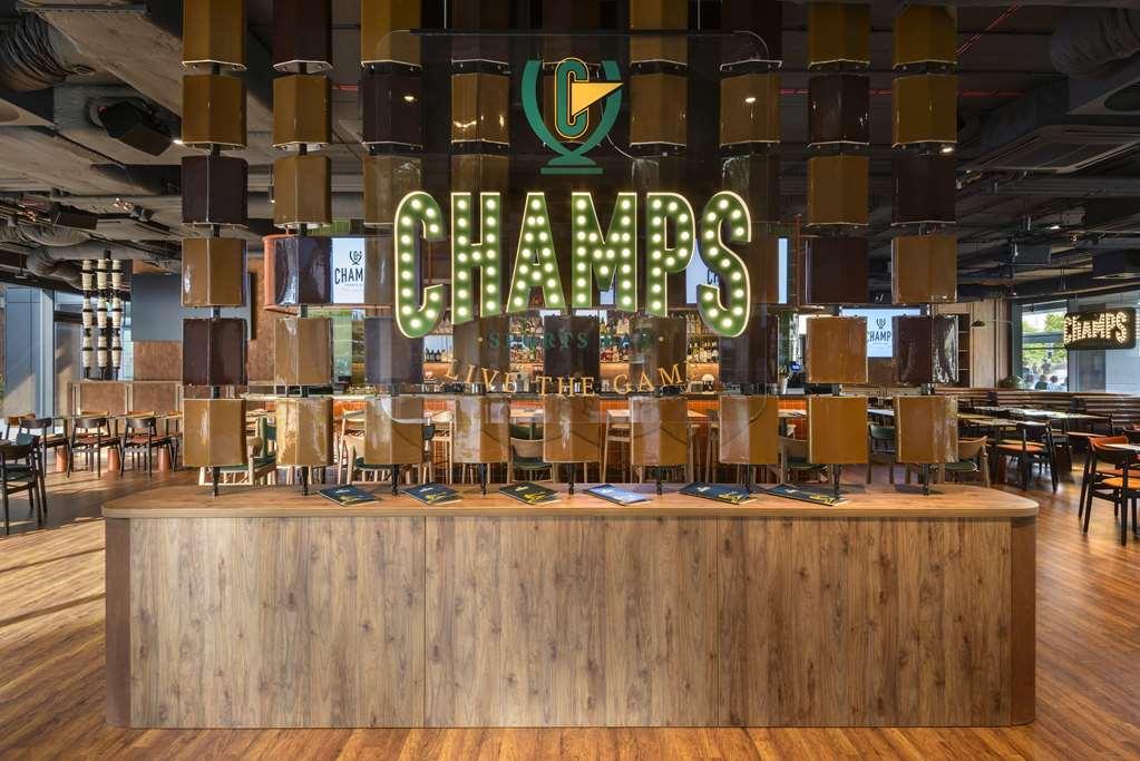 Barcelo Warsaw Powisle Hotell Restaurang bild